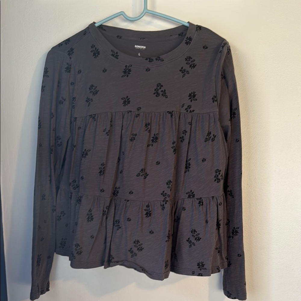 Gap Gray Floral Long Sleeve Top